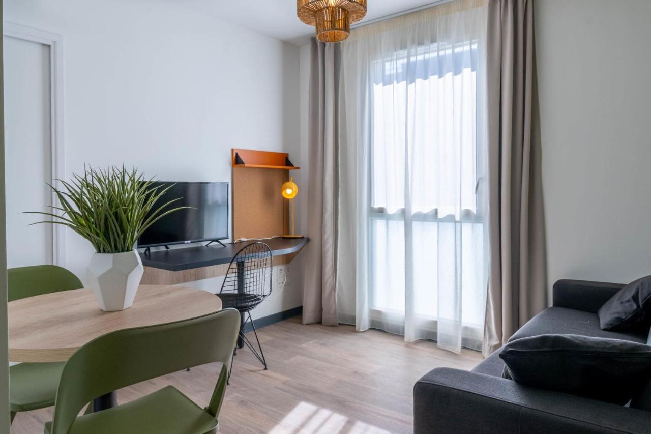 Kabane Montpellier Aparthotel Lattes Exteriör bild