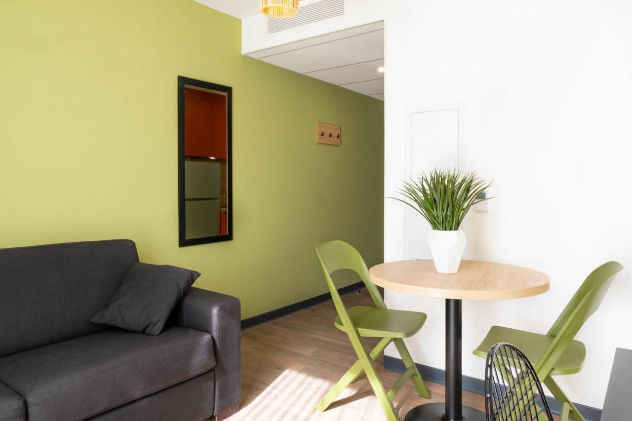 Kabane Montpellier Aparthotel Lattes Exteriör bild